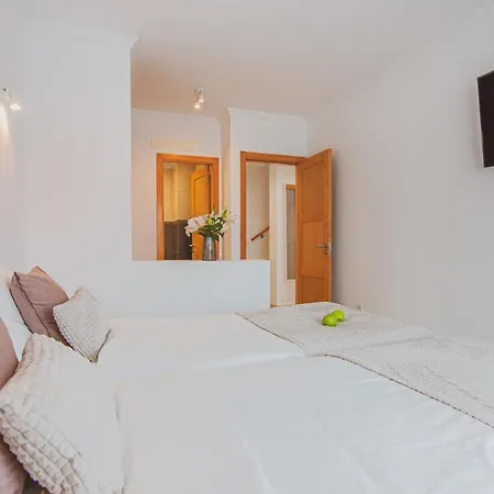 Elite Luxury Sunset Semesterbostad