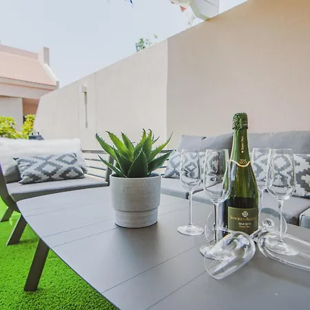 Vakantiehuis Townhouse Sunset - Pool Area, Chill Out Terrace And Bbq Puerto de Santiago (Tenerife)
